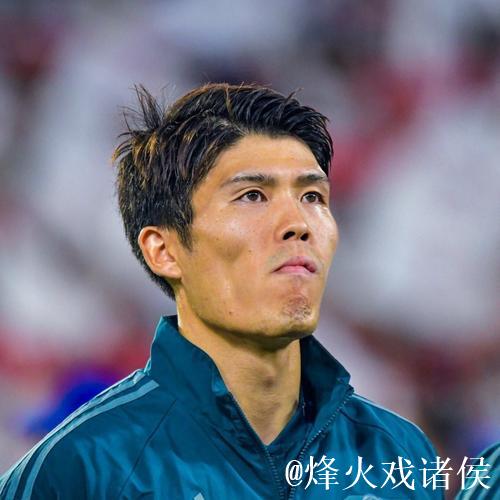 罗马诺确认:富安健洋自由转会阿贾克斯,签约至2026年6月 罗马诺确认:富安健洋自由转会阿贾克斯,签约至2026年6月